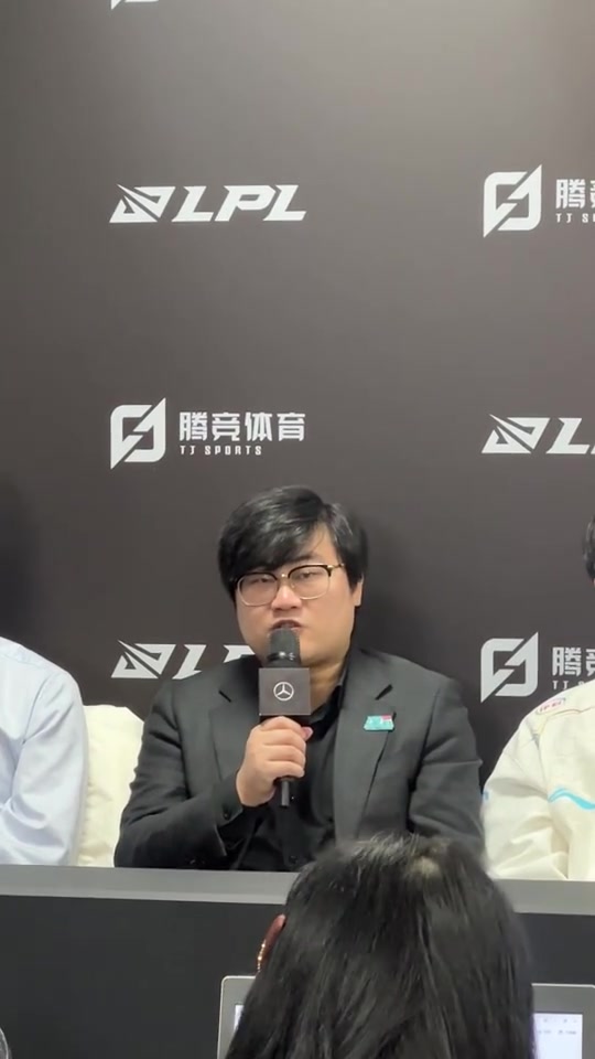 png电子平台Maokai谈首局失利：因为一波团战没有配合好，打TT就要打好五五团